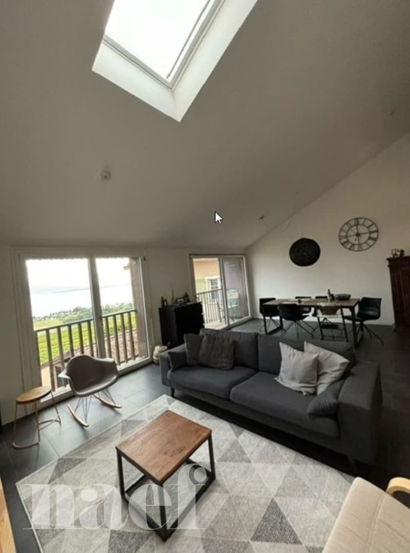 Bel appartement de 4 pièces au 1er étage avec balcon (7)