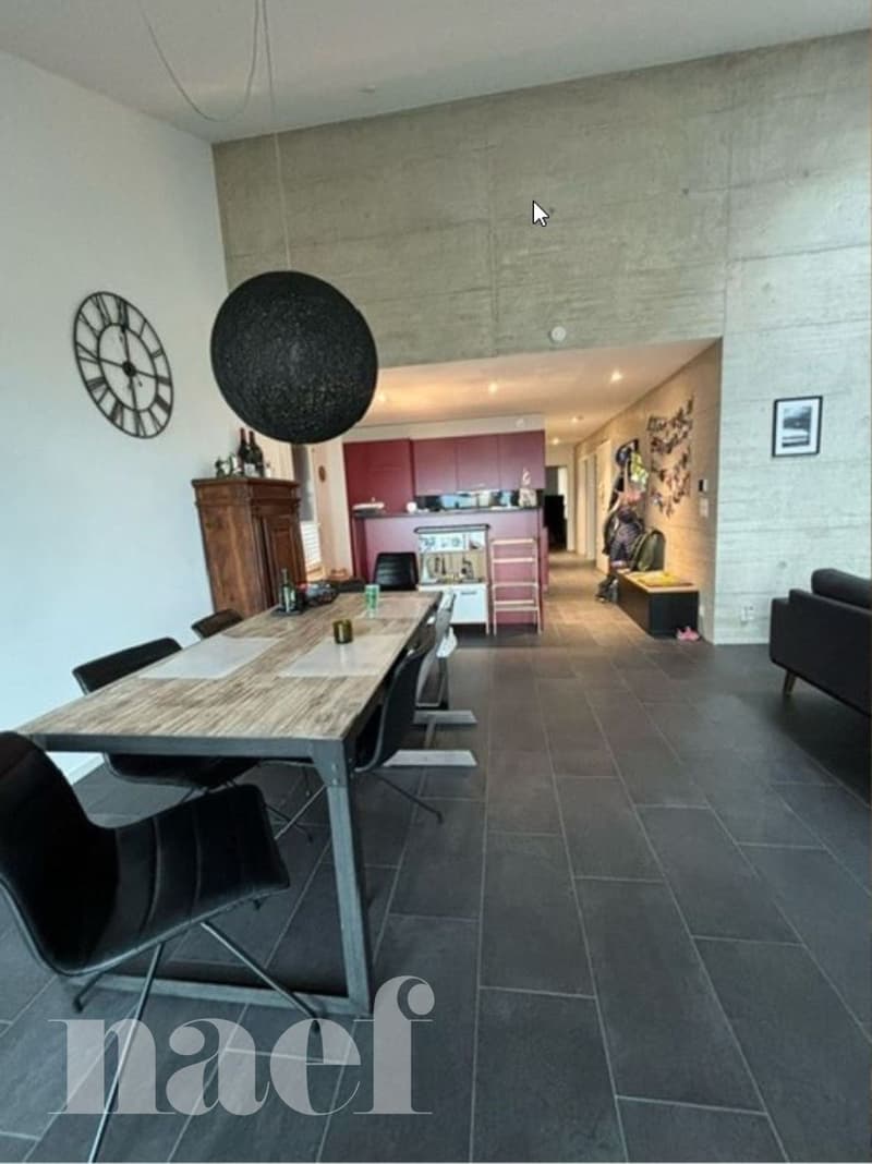 Bel appartement de 4 pièces au 1er étage avec balcon (5)