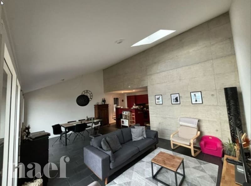 Bel appartement de 4 pièces au 1er étage avec balcon (3)