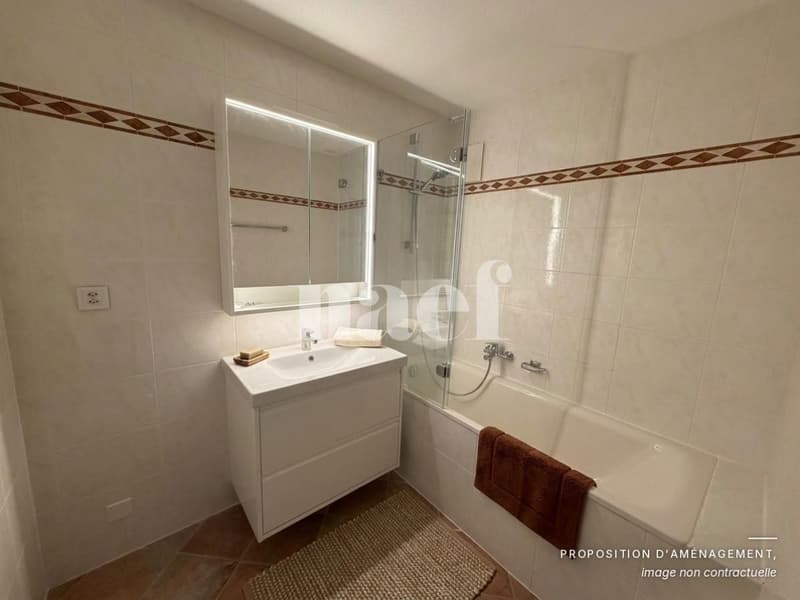 Bel appartement de 3 pièces au 3ème d'env. 76m2 avec balcon et magnifique vue lac (6)