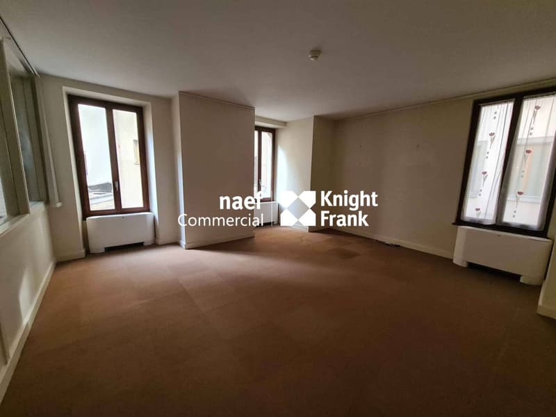 Chantepoulet - Bureau au 2eme étage de 185 m² quartier dynamique (4)