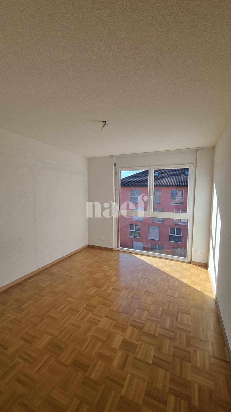 Spacieux appartement de 5.5 pièces au 3ème étage (4)