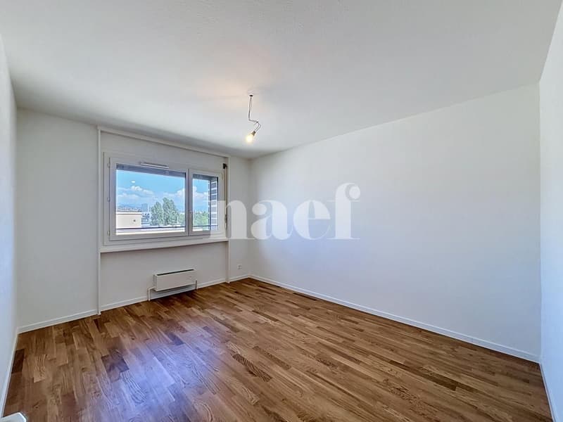 Appartement de 2 pièces au 9ème étage (4)