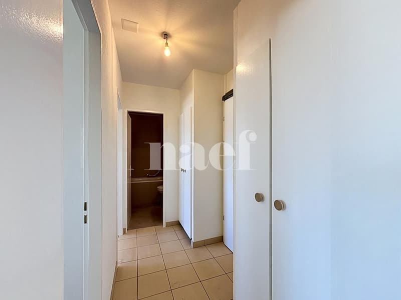 Appartement de 2 pièces au 9ème étage (2)