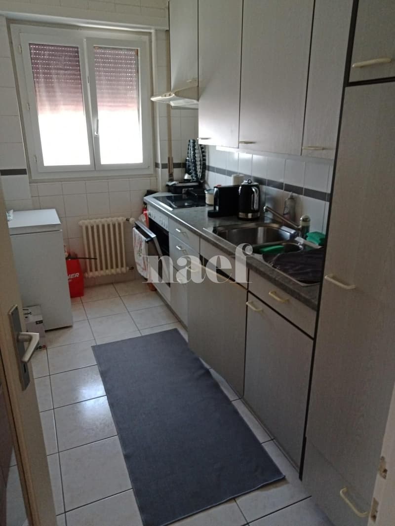 Appartment de 2 pièces au 2ème étage. (2)