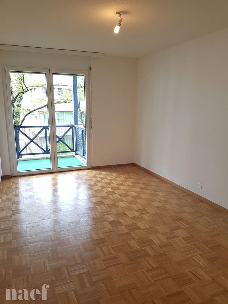 Appartement de 2 pièces au premier étage. (6)