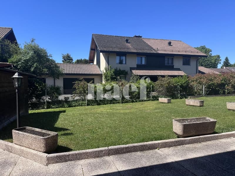 Charmante maison jumelle de 4.5 pièces à Aïre avec jardin et terrasse (6)