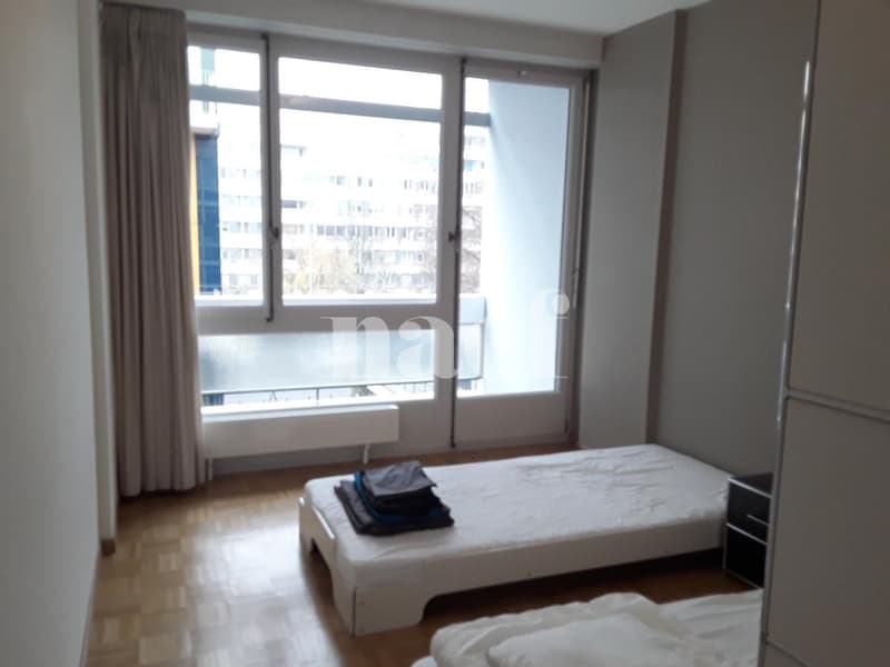 Appartement de 2.5 pièces meublé, RÉSERVÉ STRICTEMENT À DES ÉTUDIANTS (4)