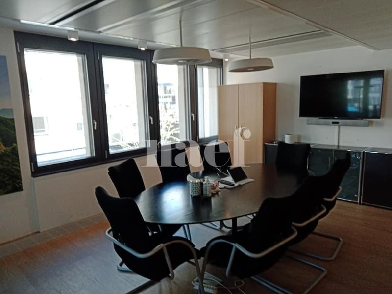 Très beau bureau au 1er étage avec terrasse (4)