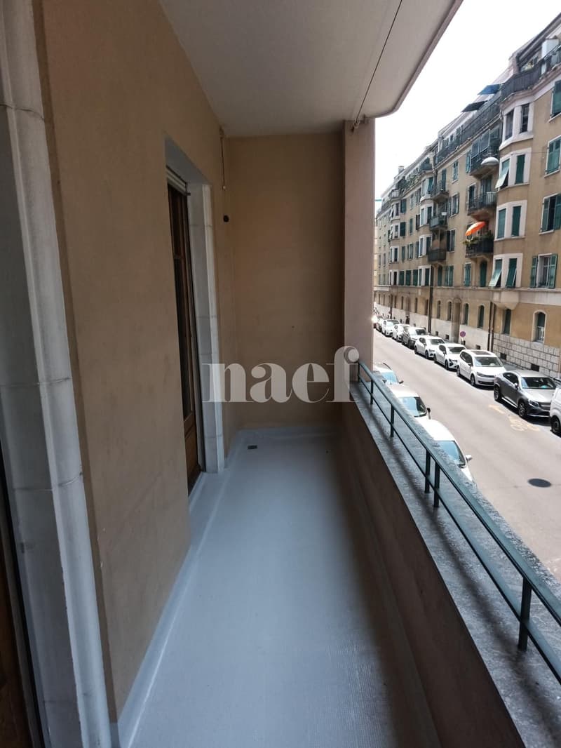 Spacieux 3 pièces avec balcon à saisir proche du lac ! (8)