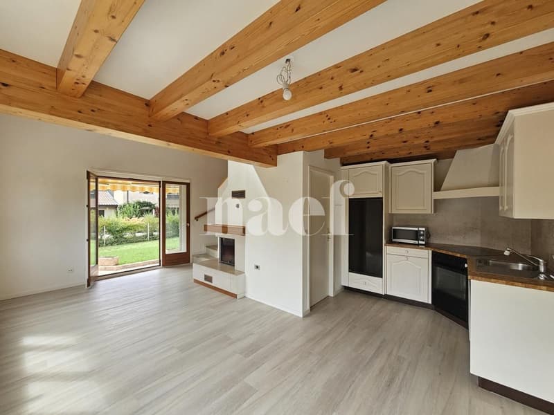 Charmante maison jumelle de 4.5 pièces à Aïre avec jardin et terrasse (10)
