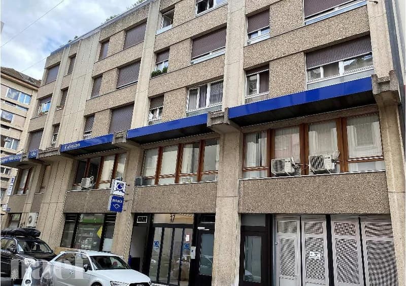 Place de parc intérieure située dans le quartier des Pâquis (1)