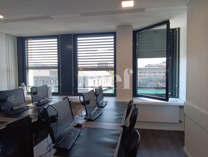 Bureaux de 292 m2 environ (5)