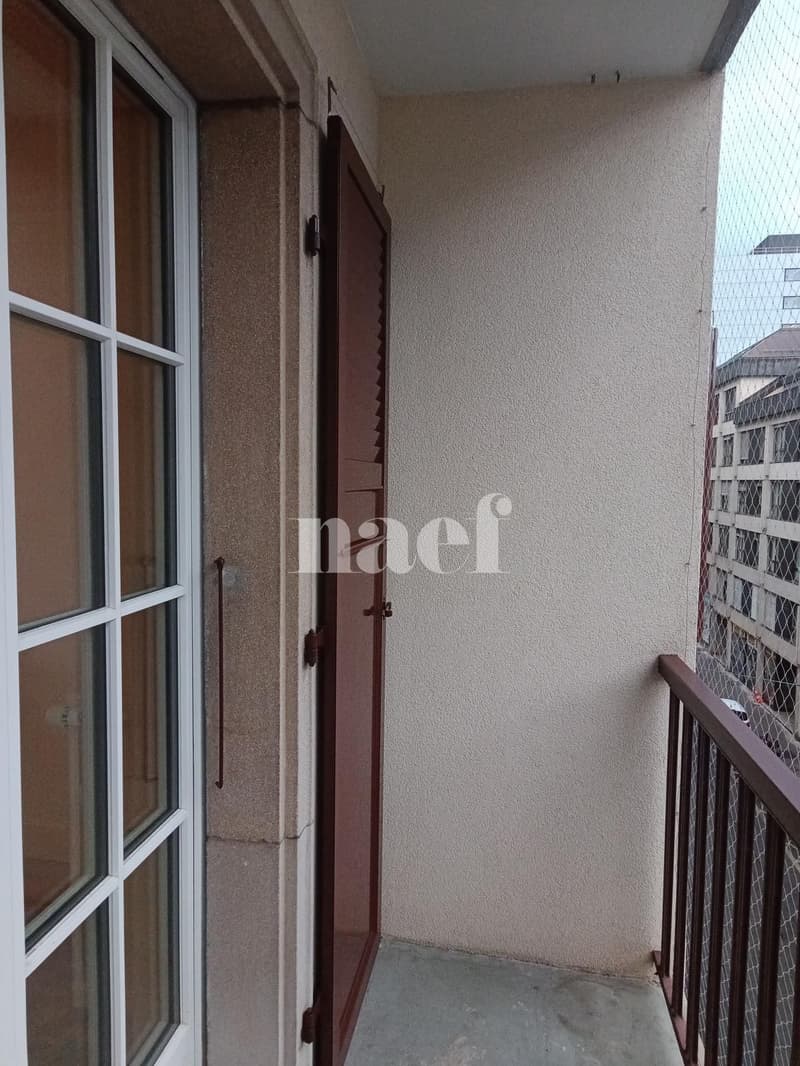 Appartement de 2 pièces au 3ème étage, proche des Hôpitaux Universitaires de Genève (13)