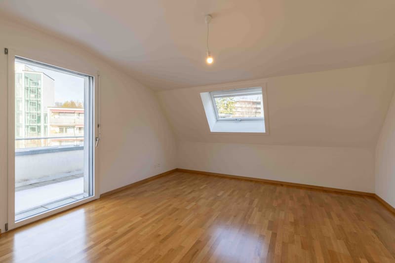 BEL APPARTEMENT 3.5 PCES AU CALME (5)