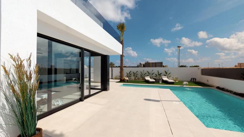 MAGNIFIQUE VILLA NEUVE AVEC PISCINE ! (2)