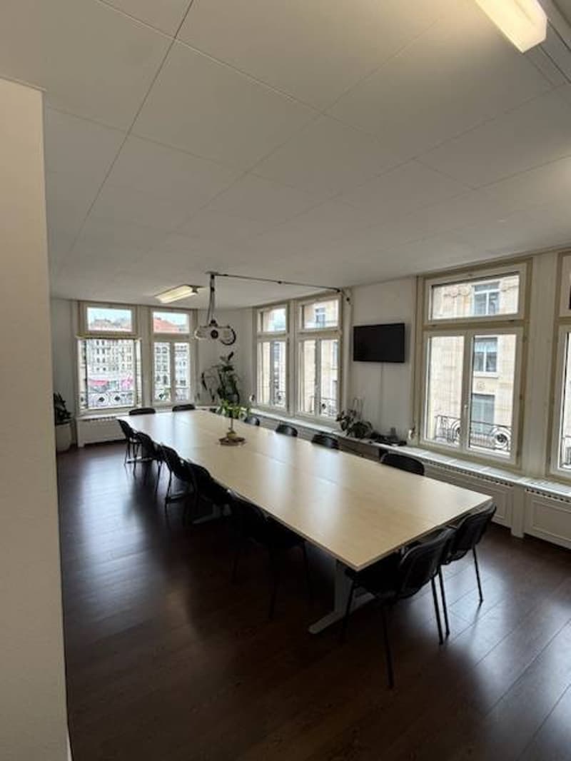 PRESTIGIEUX BUREAUX AU CENTRE DE LAUSANNE (2)