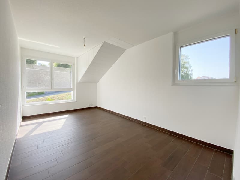 APPARTEMENT ATTIQUE AVEC TERRASSE IDEALEMENT SITUE A ORBE ! (11)