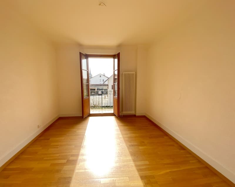 MAISON FAMILIALE (OU LOCATIVE) DE DEUX APPARTEMENTS AVEC GRAND JARDIN (7)