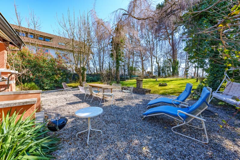 EN EXCLUSIVITÉ - Élégante villa rénovée dans un cadre de vie paisible (2)