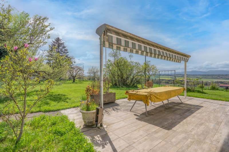 CHALET AU CALME AVEC GRAND JARDIN (7)