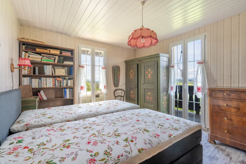 CHALET AU CALME AVEC GRAND JARDIN (5)