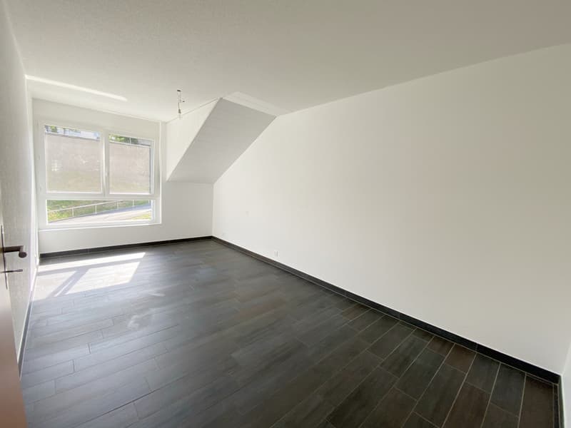 APPARTEMENT ATTIQUE AVEC TERRASSE IDEALEMENT SITUE A ORBE ! (10)