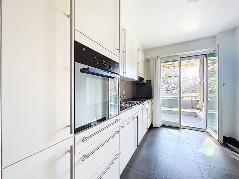 Superbe appartement rénové au coeur de La Tour-de-Peilz (4)