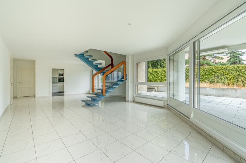 Duplex d'exception avec terrasse et jardin au coeur de Lausanne (4)