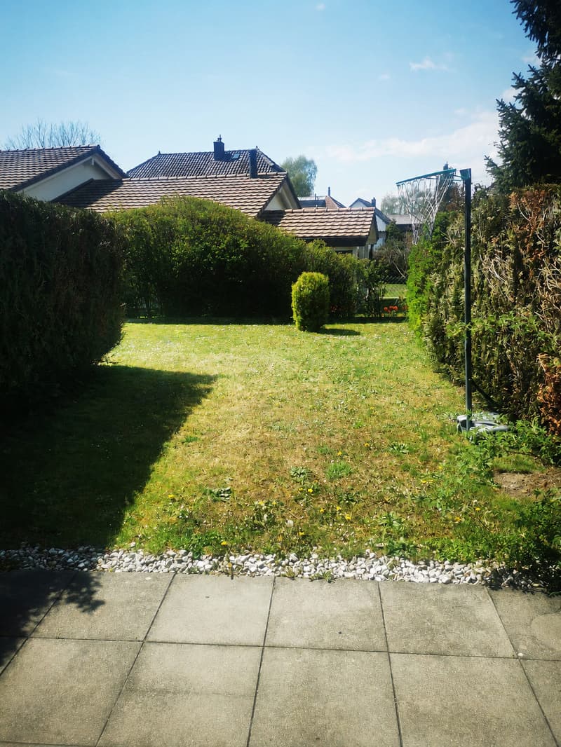 YVERDON-LES-BAINS (QUARTIER FONTENAY) - 2.5 PIÈCES LOUÉ AVEC JARDIN ET TERRASSE (8)