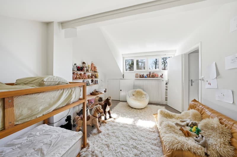 Élégante villa rénovée dans un cadre de vie paisible (11)