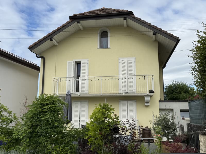 VILLA LOCATIVE IDÉALEMENT SITUÉE À 5 MINUTES DE LAUSANNE (CRISSIER) ! (1)