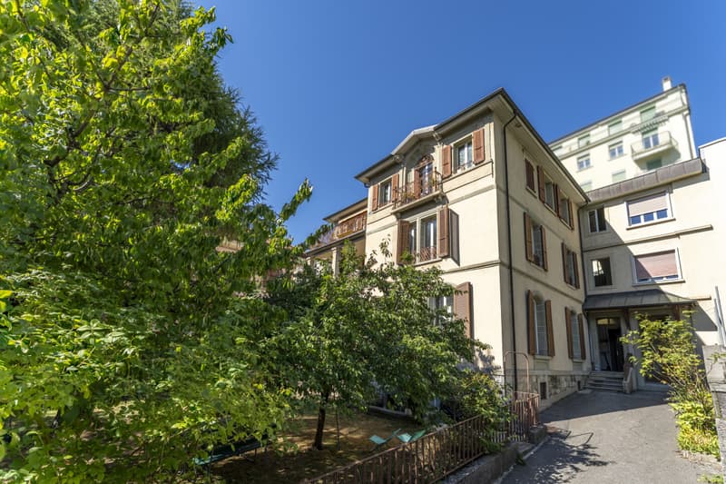POUR INVESTISSEURS ! ATTIQUE AU CENTRE-VILLE ! (2)