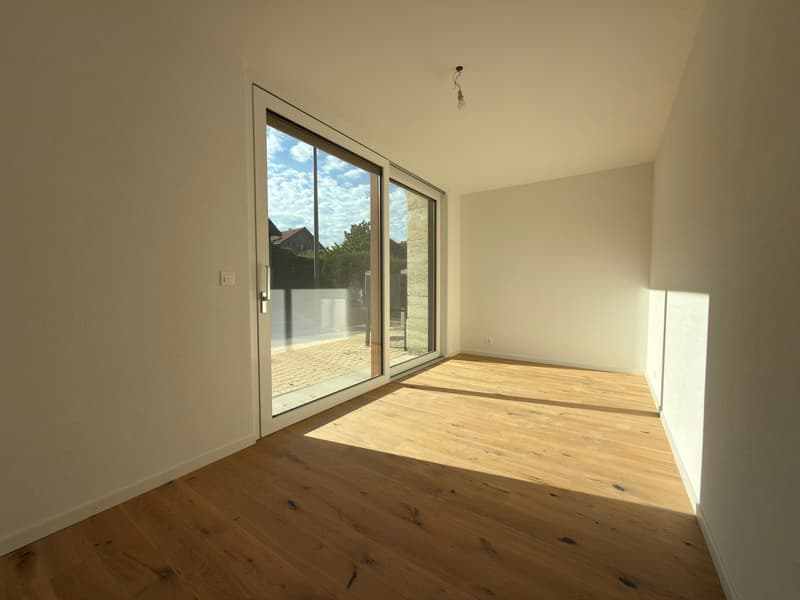 Appartement neuf de 4.5 pièces de plain-pied avec terrasse privative (6)