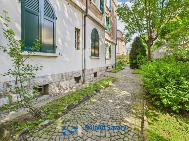 Local commercial + studio + appartement 2.5 pièces | Rendement brut estimé à +4,5 % (13)