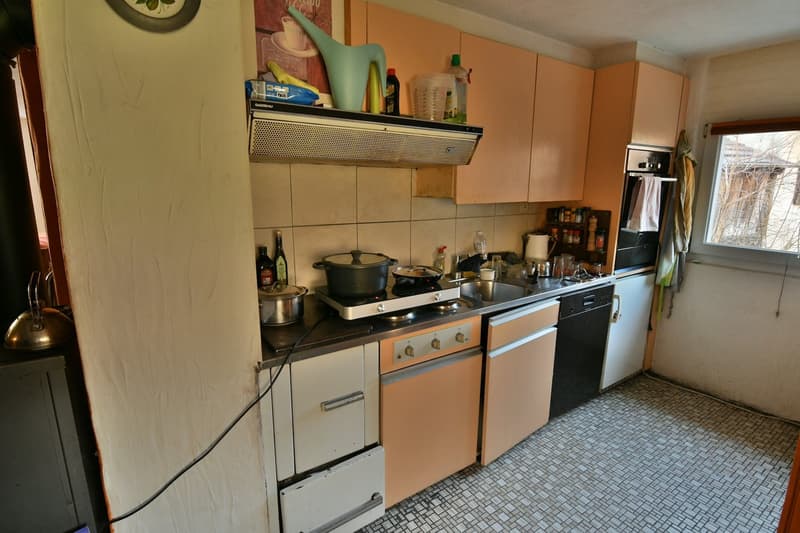 A saisir à Chamoson/VS, propriété composée de 3,5 parcelles, 1 maison et 1 grange (5)