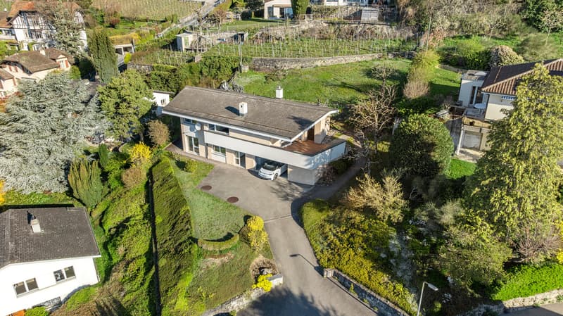 Villa unique avec vue lac panoramique (12)