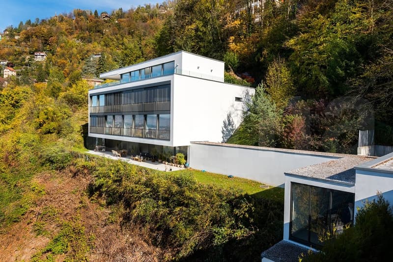 Appartements d'exception, piscine, vue panoramique. (11)