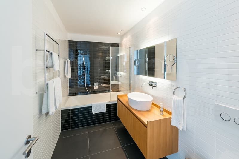 Appartements d'exception, piscine, vue panoramique. (5)