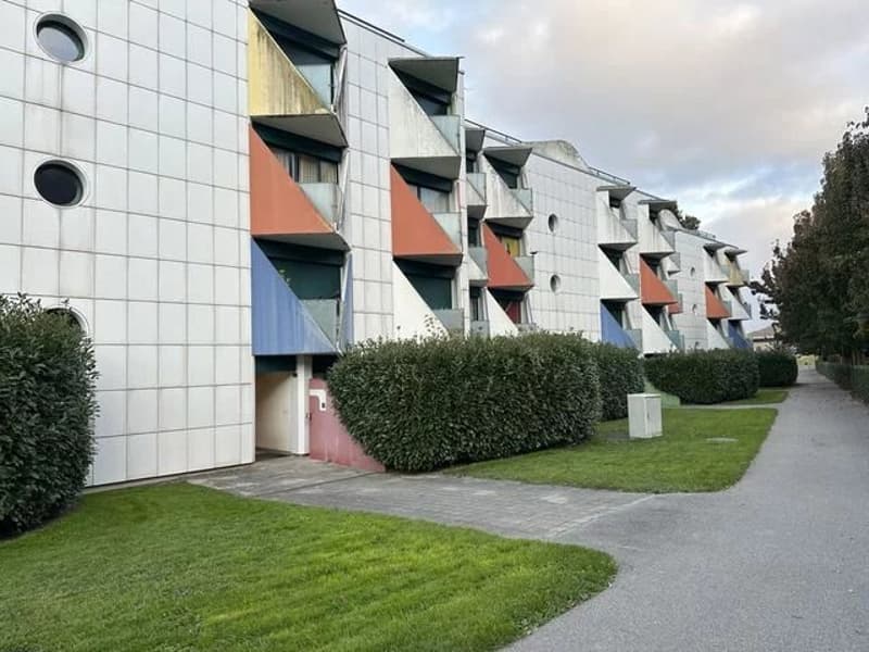 Local / dépôt de 8 m2 (2)