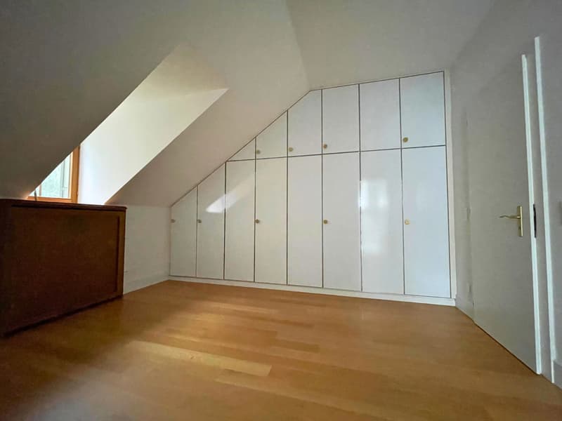 Grand appartement de 3 pièces d'env. 125m2 au 2ème étage (10)