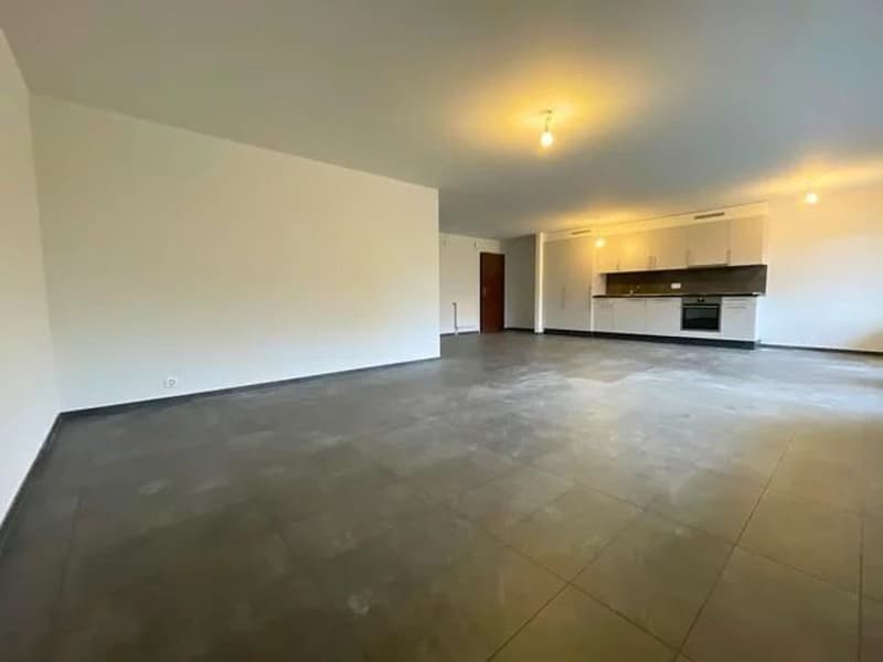 Appartement rénové de 3,5 pièces au 1er étage - 1er loyer offert (5)