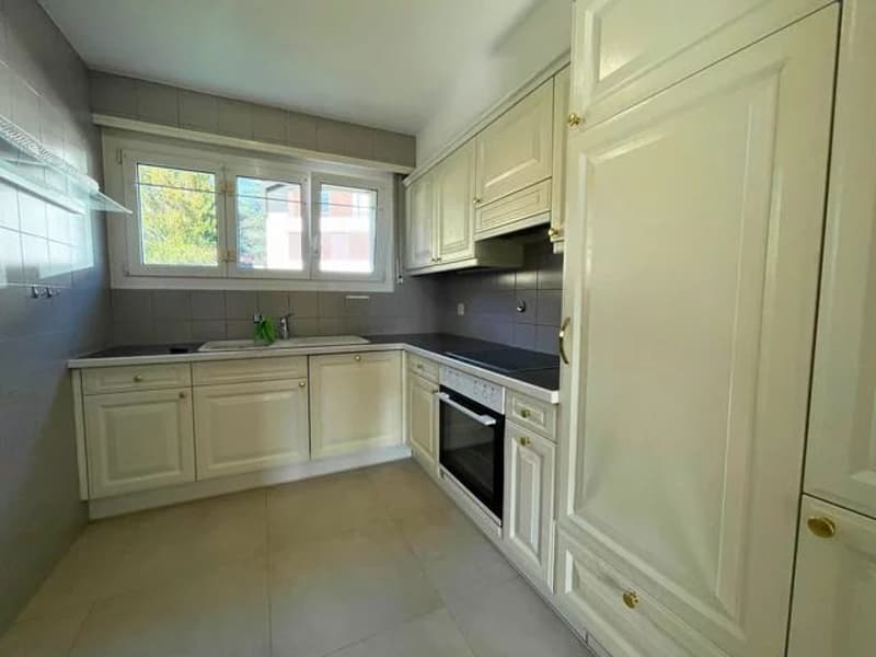 Superbe appartement de 4.5 pièces au 3ème étage avec balcon (5)