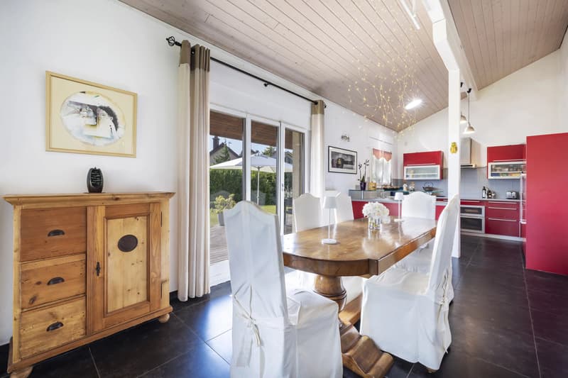 Superbe villa individuelle avec jolie vue lac (13)