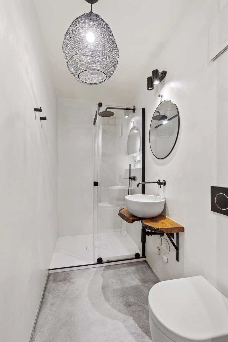 Bel appartement / loft au 4ème étage de 2.5 pièces avec possibilités d'en faire à 3.5 pièces de 150m2 (12)