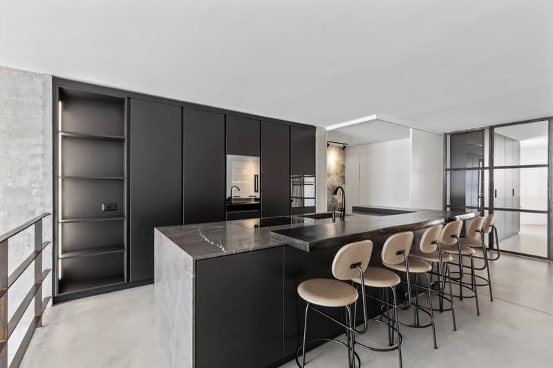 Bel appartement / loft au 4ème étage de 2.5 pièces avec possibilités d'en faire à 3.5 pièces de 150m2 (3)
