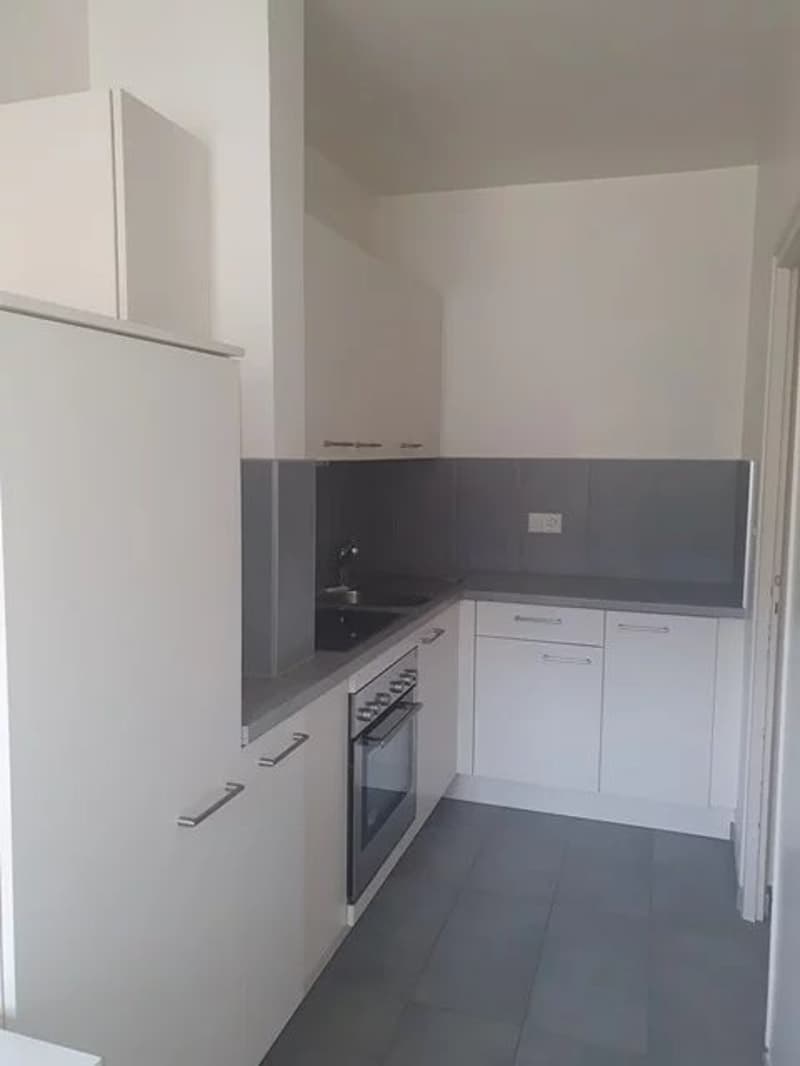 Appartement de 2,5 pièces au 3ème étage (5)