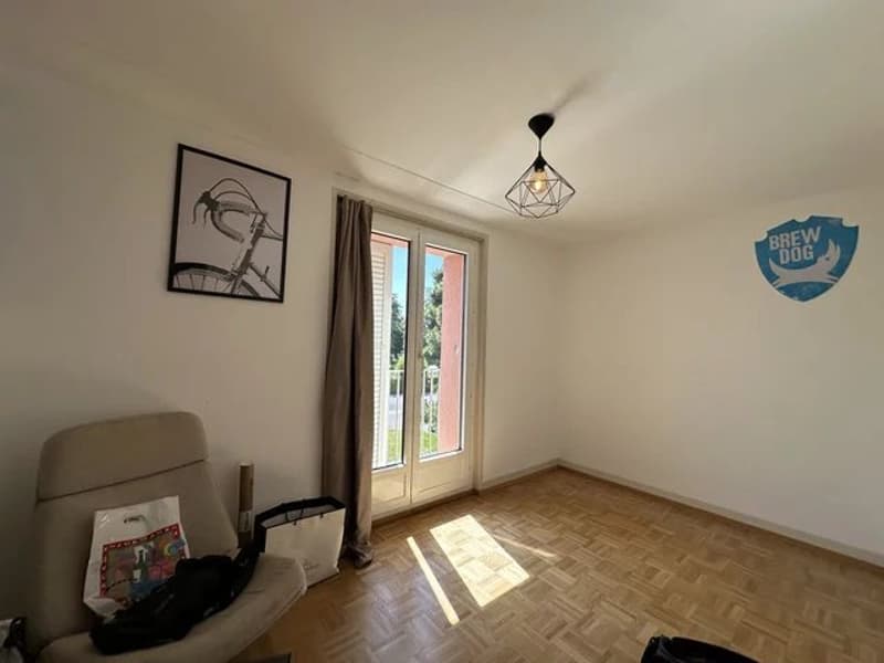Appartement de 4pièces au 2ème étage (4)