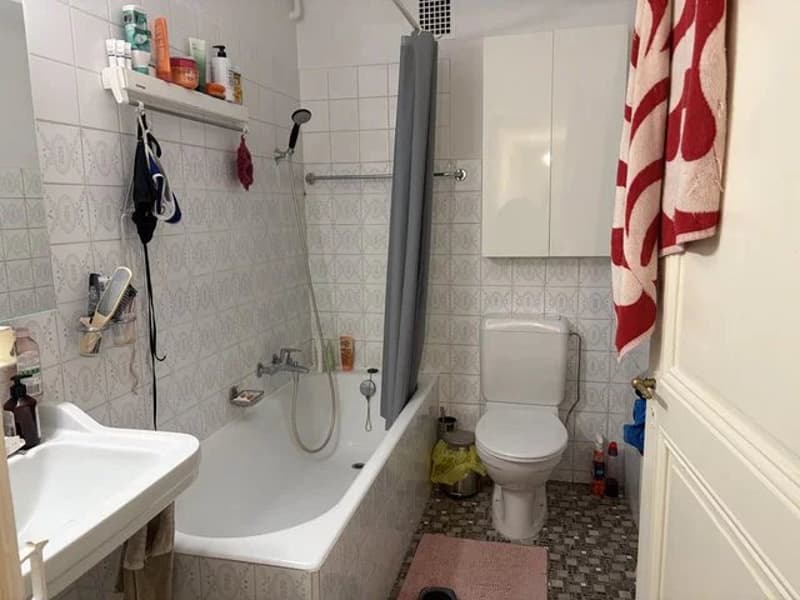 Appartement de 2 pièces au 2ème étage (5)