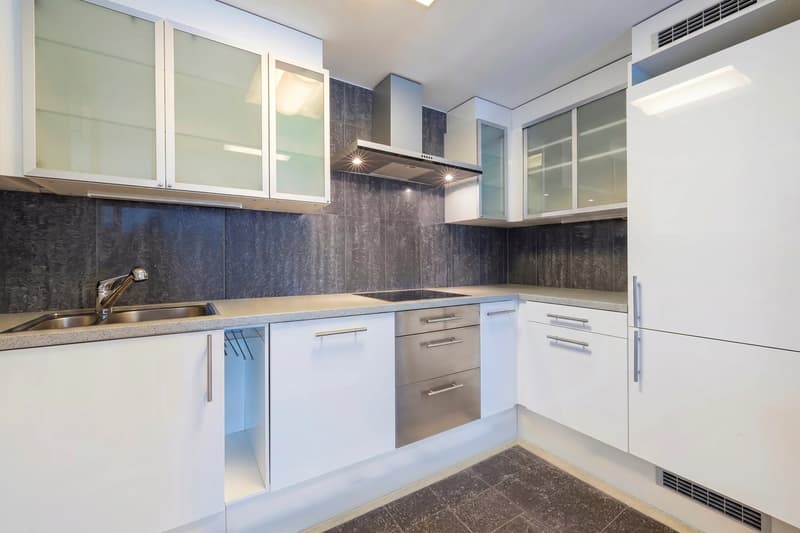 Situation "Pieds dans l'eau - Magnifique appartement sur les Quais (5)